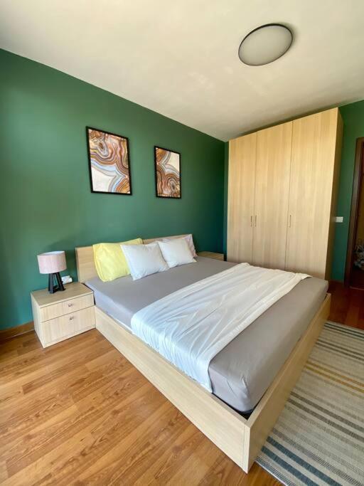 Lovely And Quiet Flat Wmn15 With Terrace/Pool 바르나 외부 사진